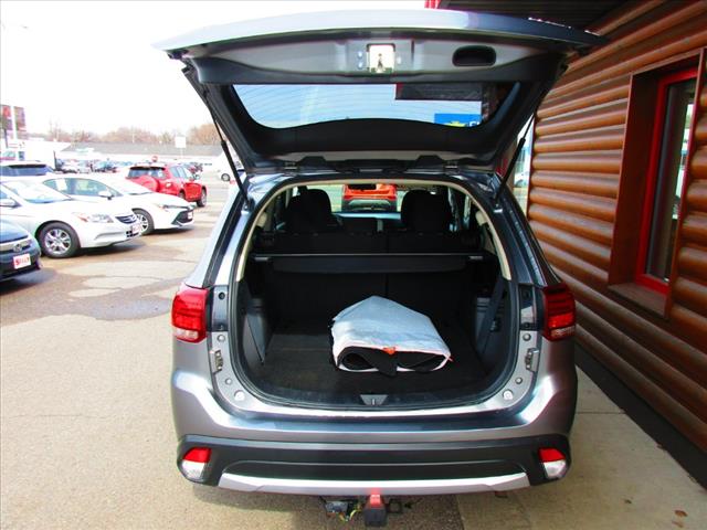 2017 Mitsubishi Outlander SE - Photo 8
