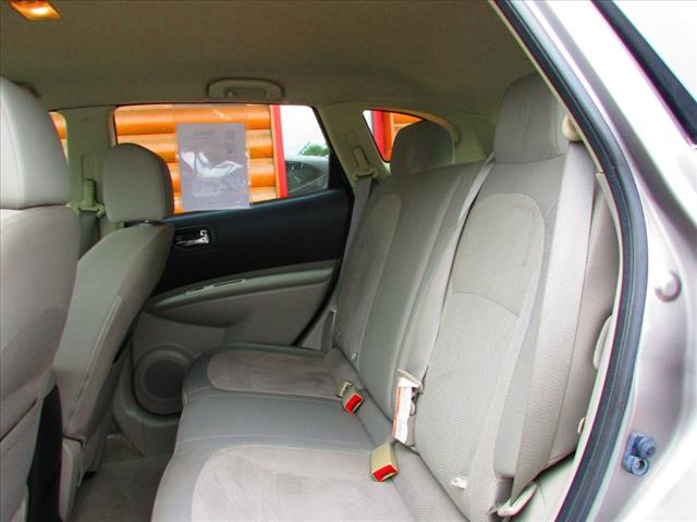 2011 Nissan Rogue S - Photo 8