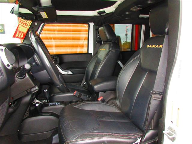 2014 Jeep Wrangler Unlimited Sahara - Photo 9