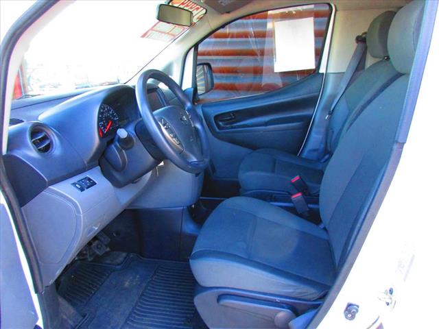2020 Nissan NV200 SV - Photo 9