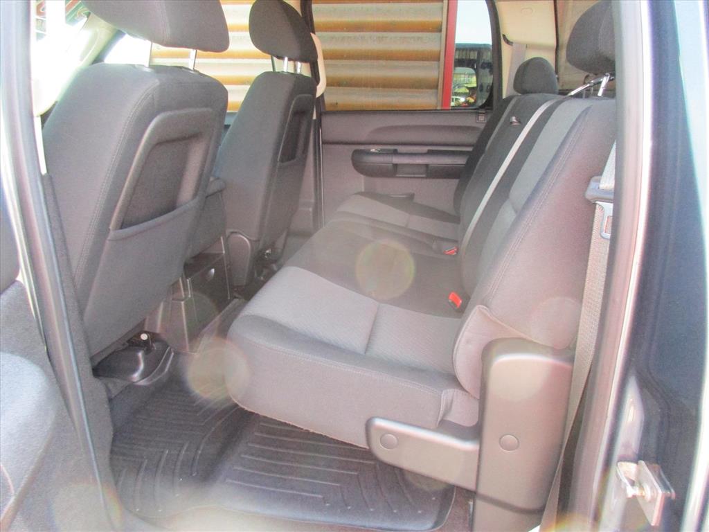Photo 10