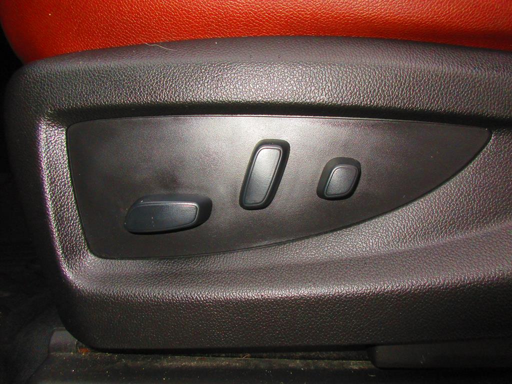 2019 Chevrolet Tahoe Premier - Photo 18