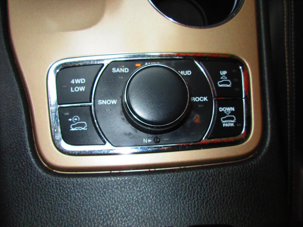 2015 Jeep Grand Cherokee Limited - Photo 19