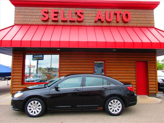 2013 Chrysler 200 LX
