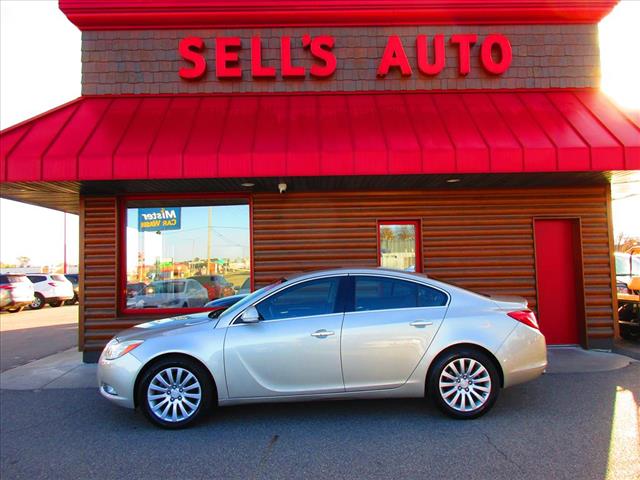 2013 Buick Regal Premium 1