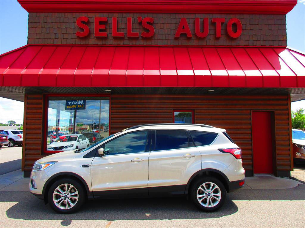 2018 Ford Escape SE - main photo