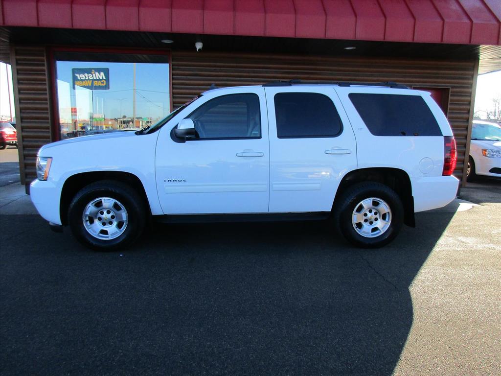 2013 Chevrolet Tahoe LT - main photo
