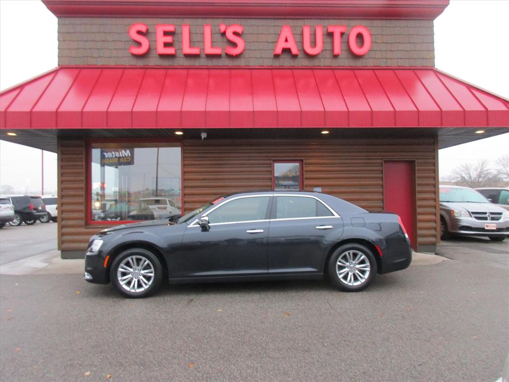 2016 Chrysler 300