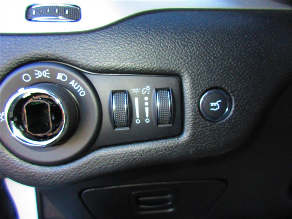 2018 Jeep Cherokee Limited - Photo 24