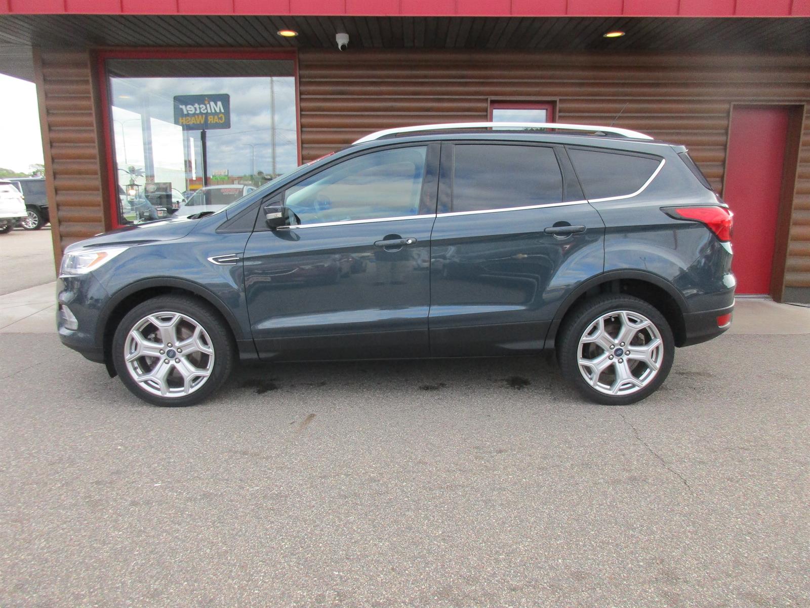 Gray 2019 Ford Escape SUV / Crossover All-Wheel Drive 6-Speed Automatic