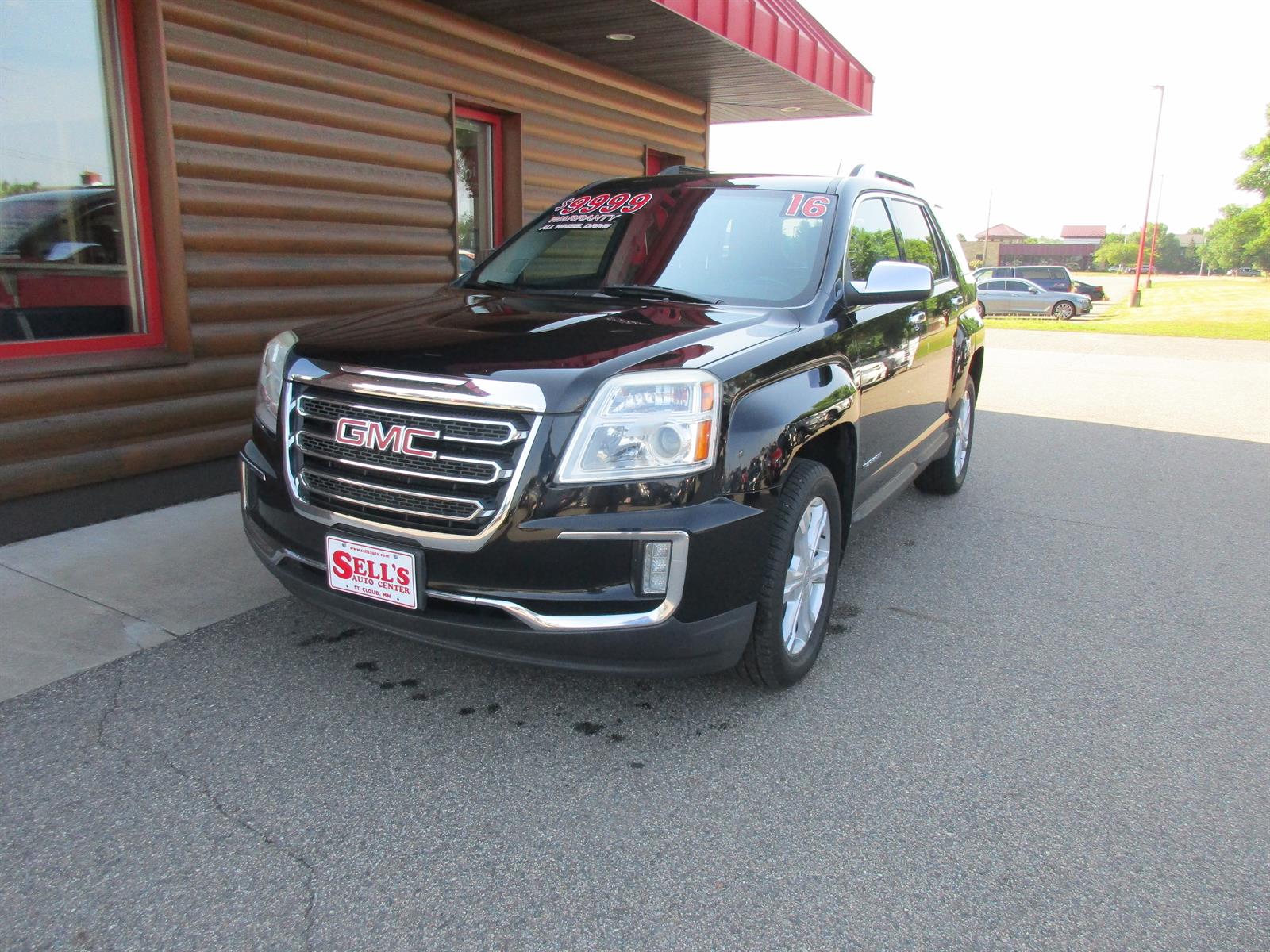 View vehicle photo 3