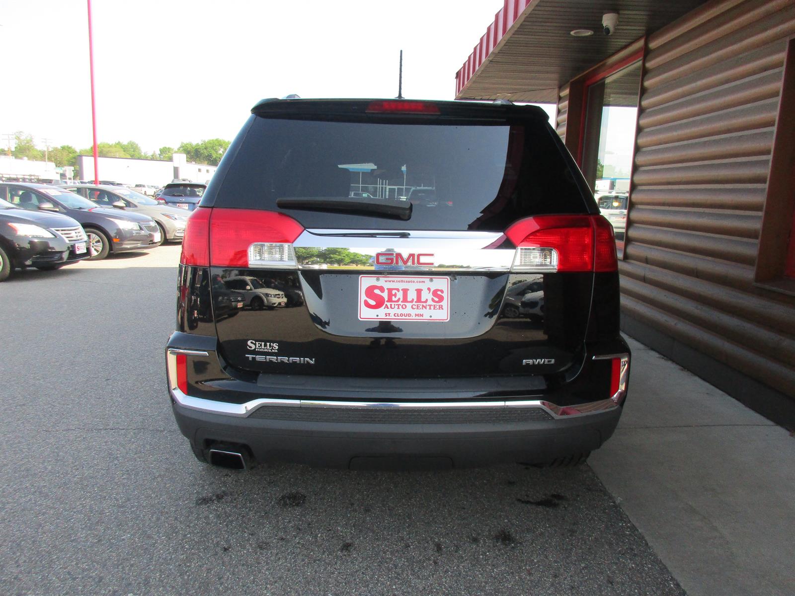 View vehicle photo 5