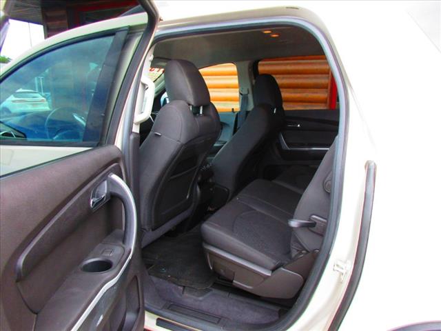 https://cdn.getauto.com/photos/6/16186/8c/1GKKRNED7BJ409332-8c.jpg