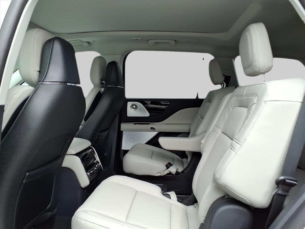 2025 – Lincoln – Aviator
