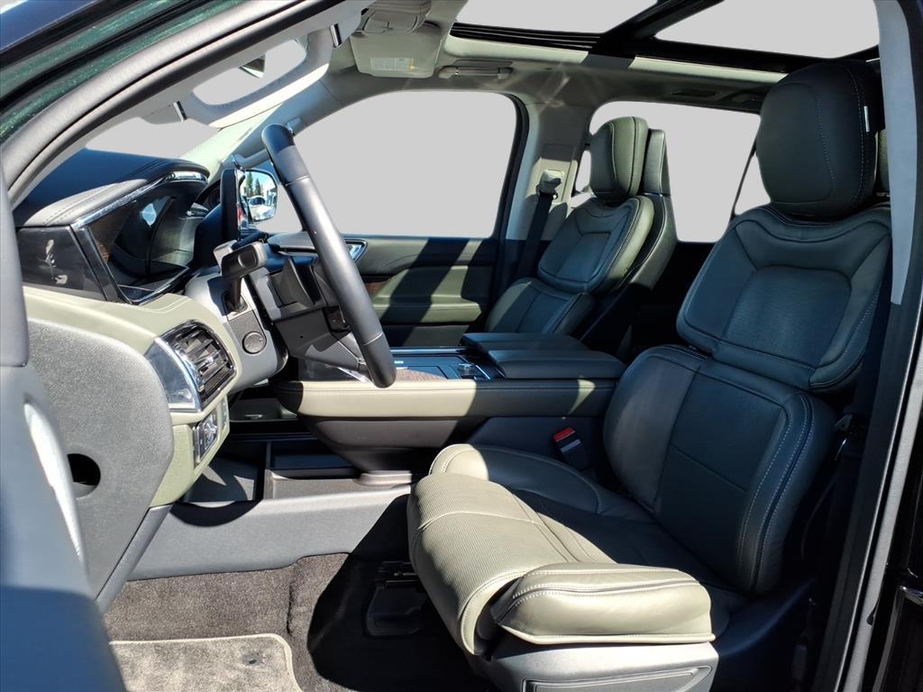 2024 – Lincoln – Navigator