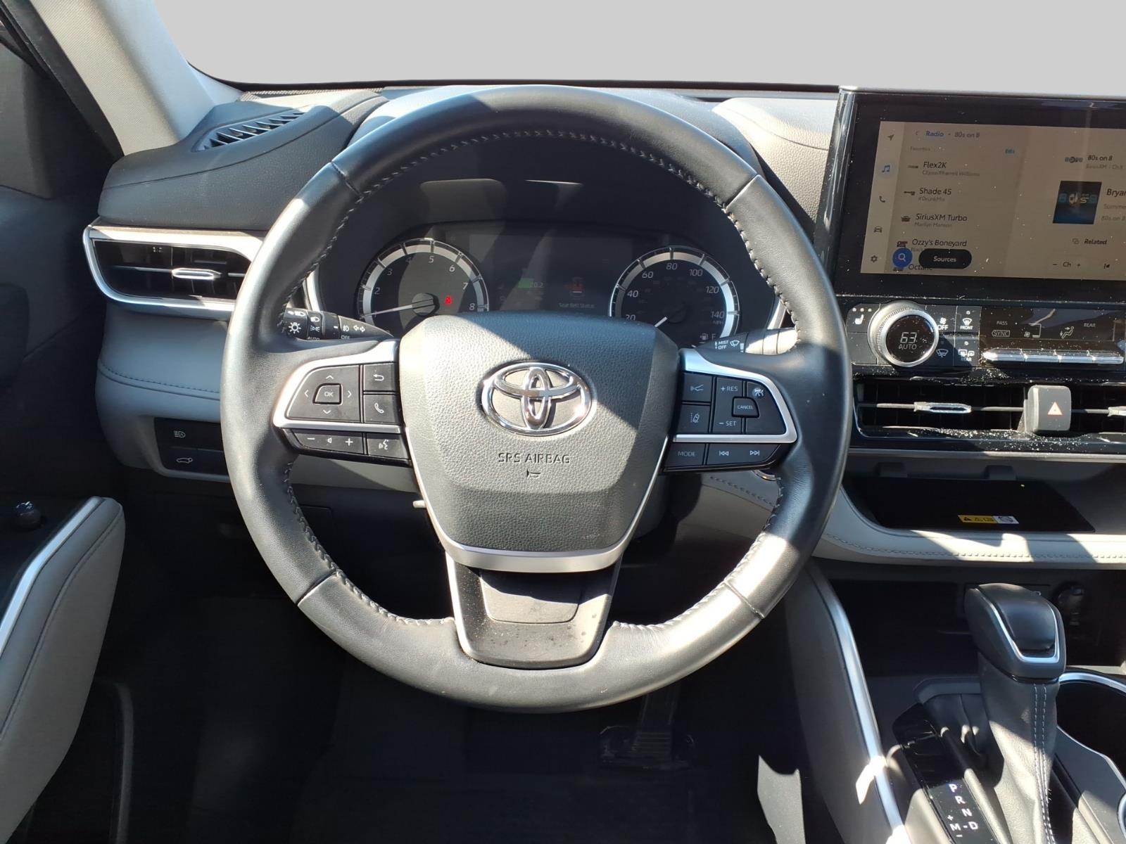 2023 – Toyota – Highlander