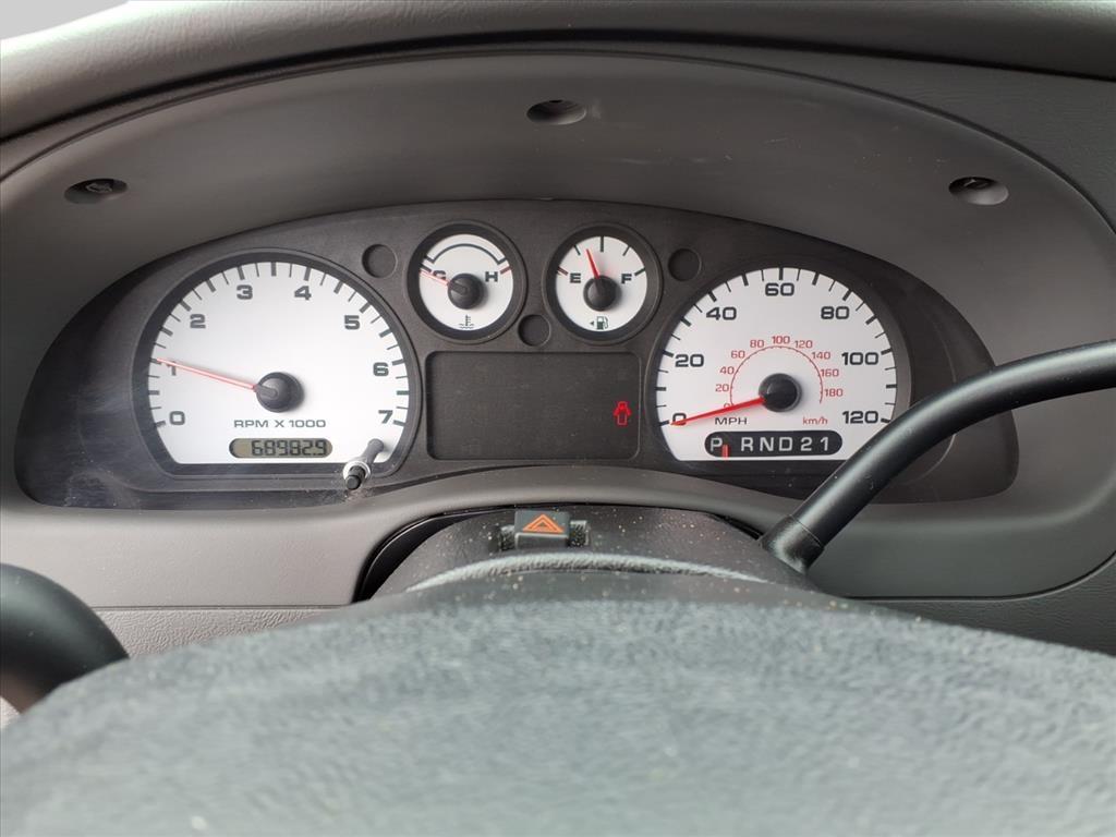 2011 – Ford – Ranger