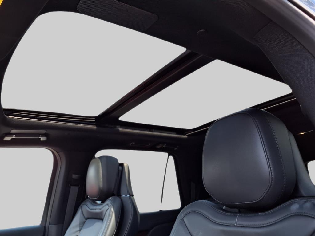 2023 – Lincoln – Navigator L