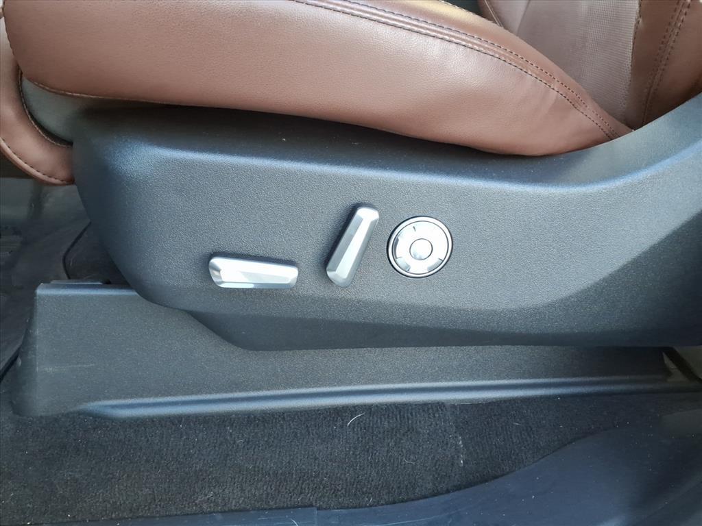 2025 – Lincoln – Navigator L