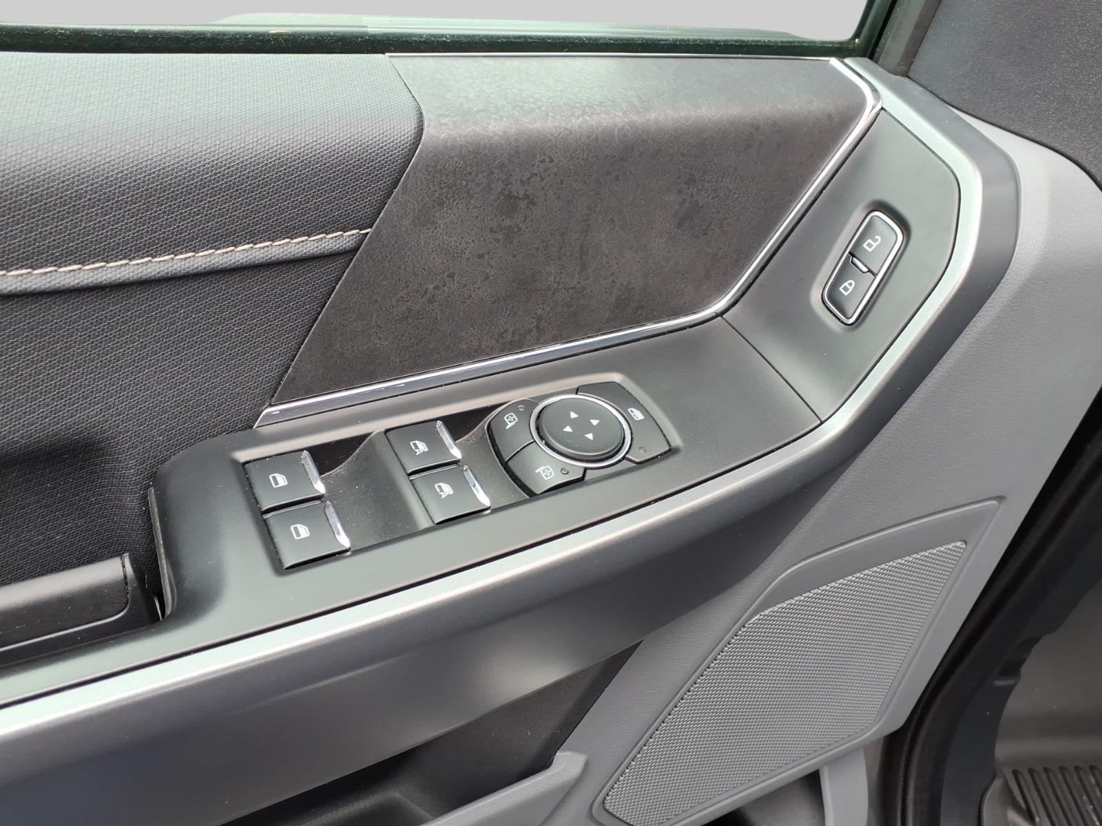 2025 – Ford – F-150