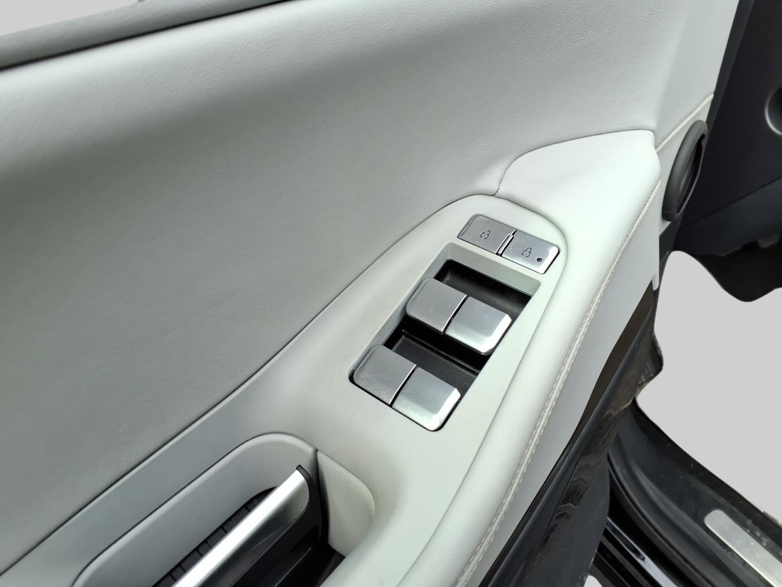 2025 – Lincoln – Navigator L