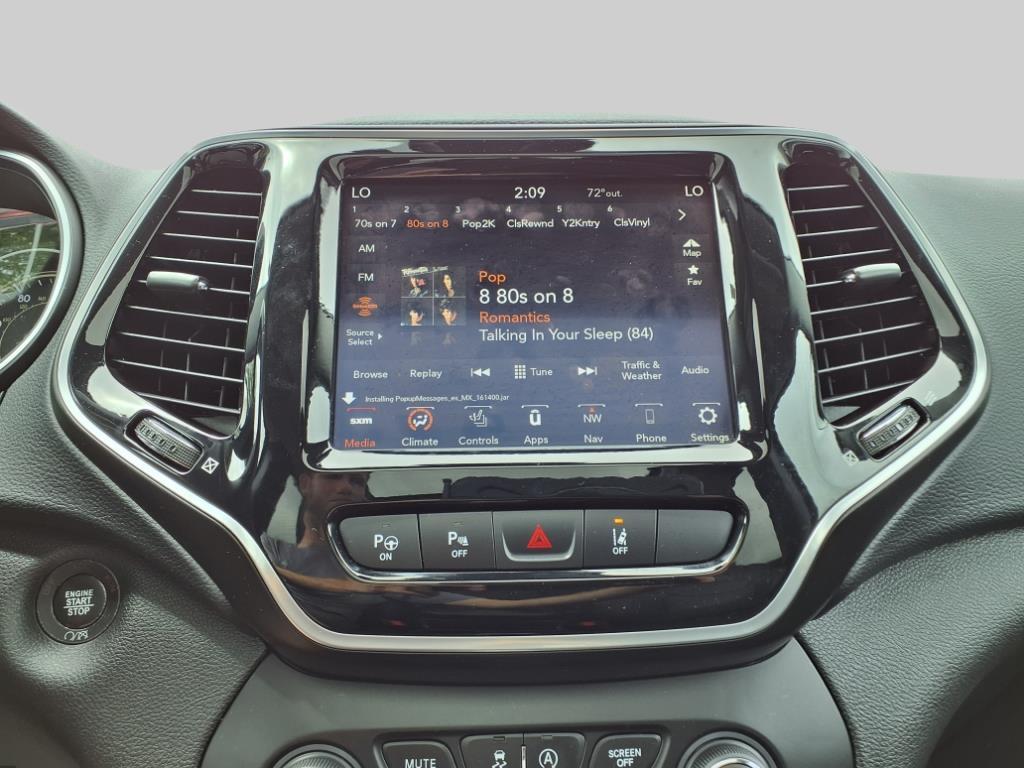 2021 – Jeep – Cherokee