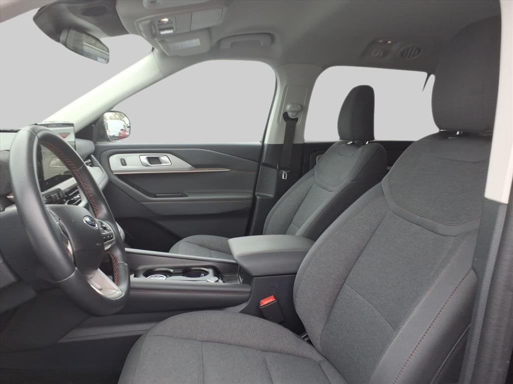 2025 – Ford – Explorer