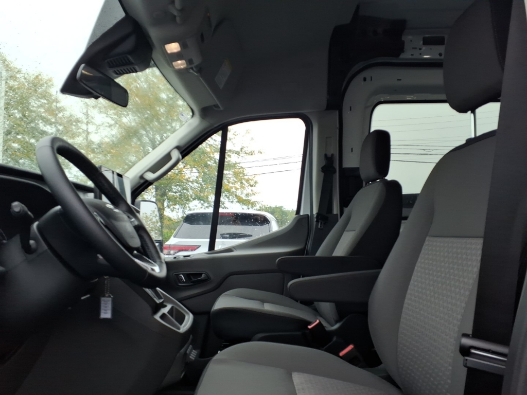 2024 – Ford – Transit