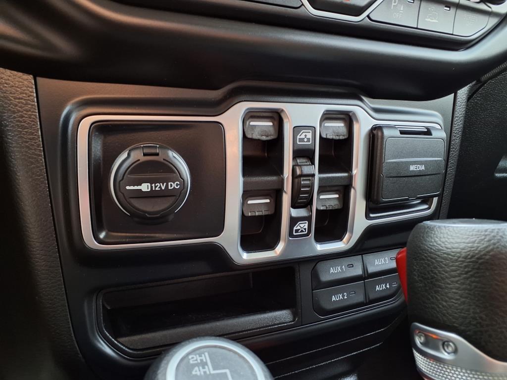 2020 – Jeep – Gladiator