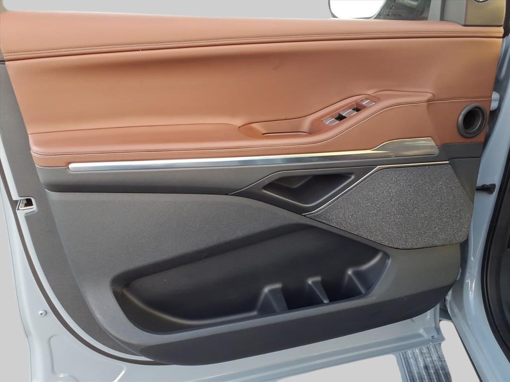 2025 – Lincoln – Navigator L