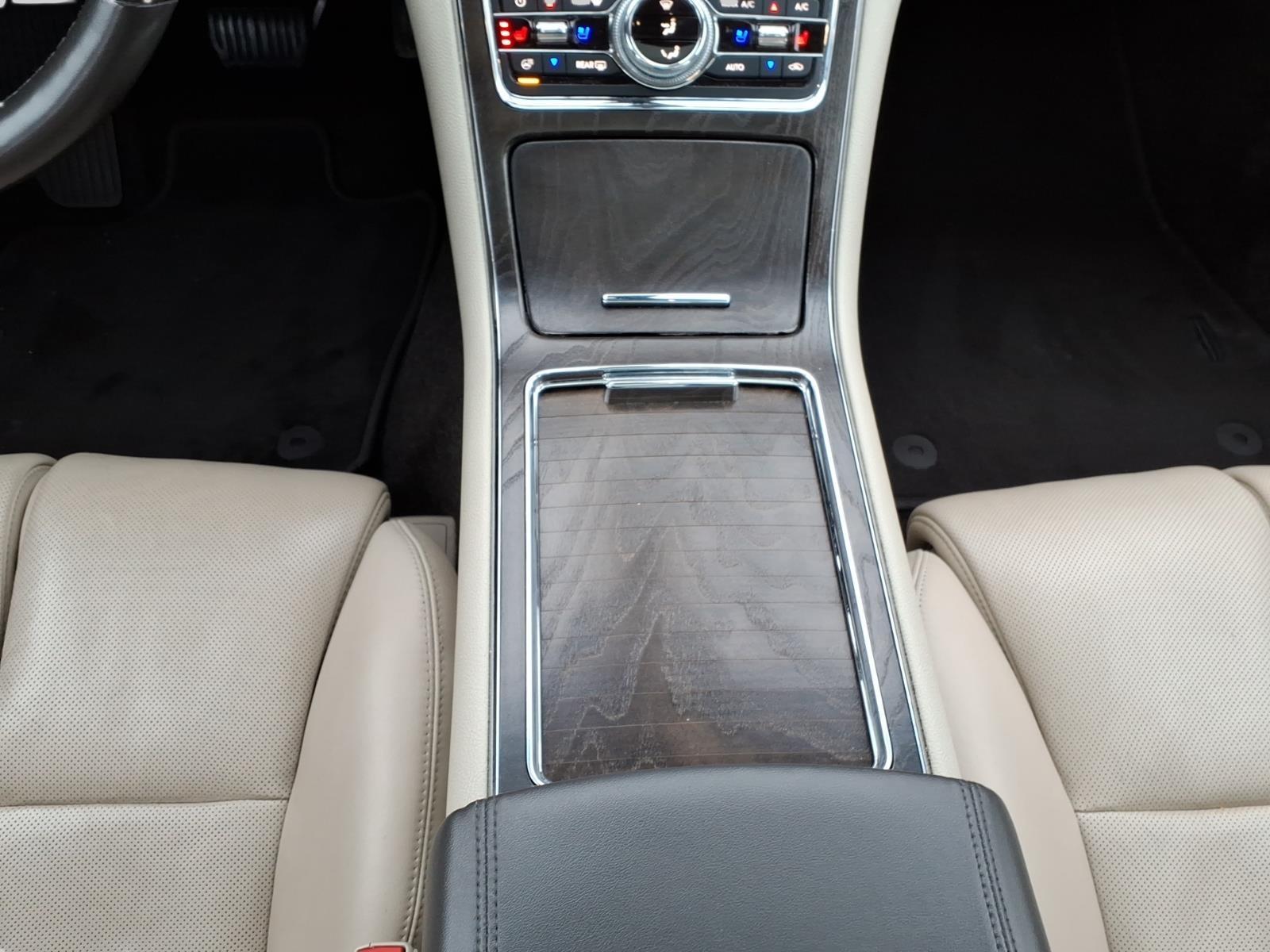 2017 – Lincoln – Continental