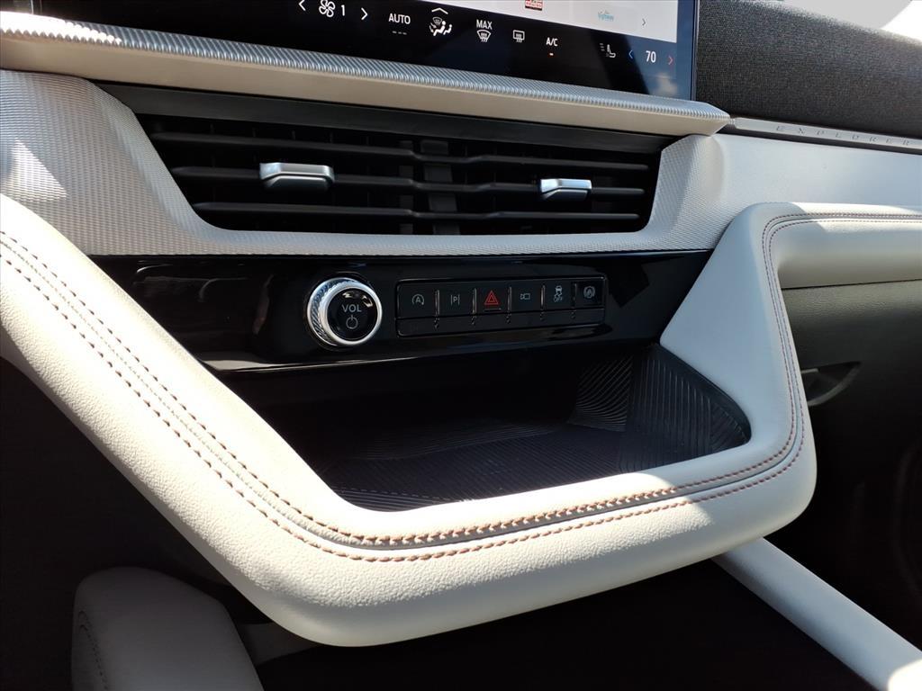 2025 – Ford – Explorer