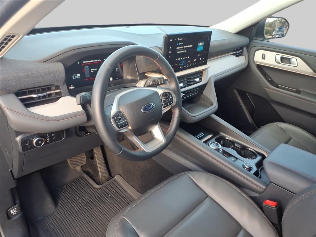 2025 – Ford – Explorer