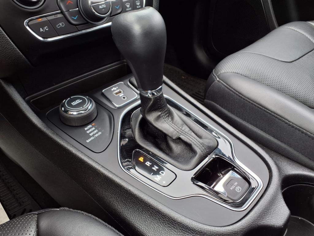 2021 – Jeep – Cherokee