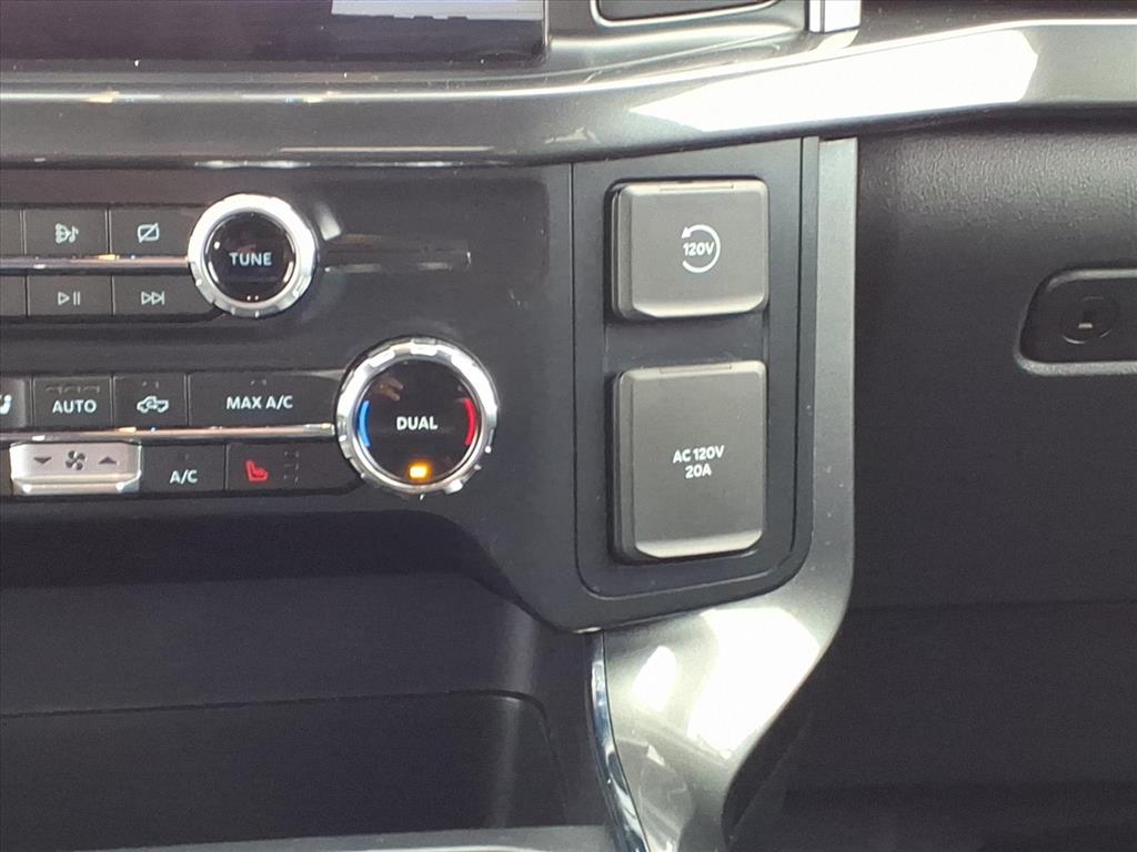 2022 – Ford – F-150