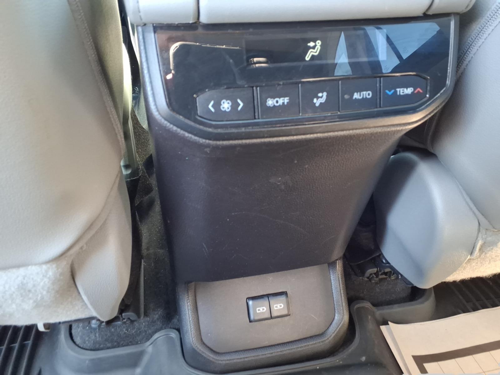 2023 – Toyota – Highlander