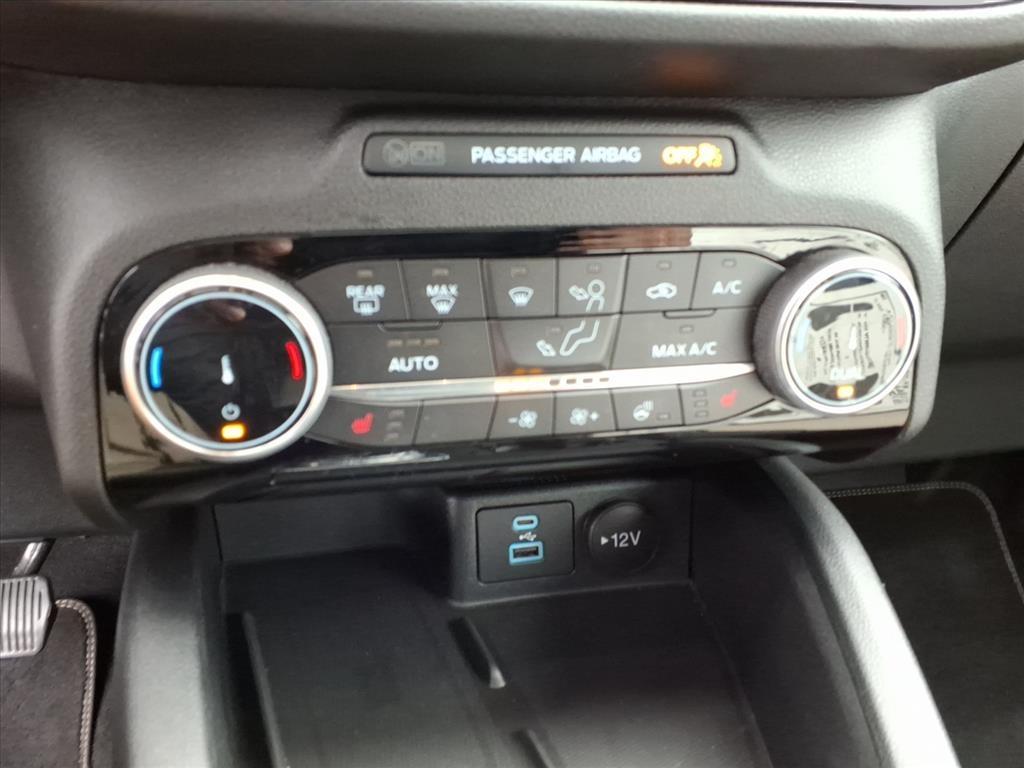 2022 – Ford – Escape Hybrid