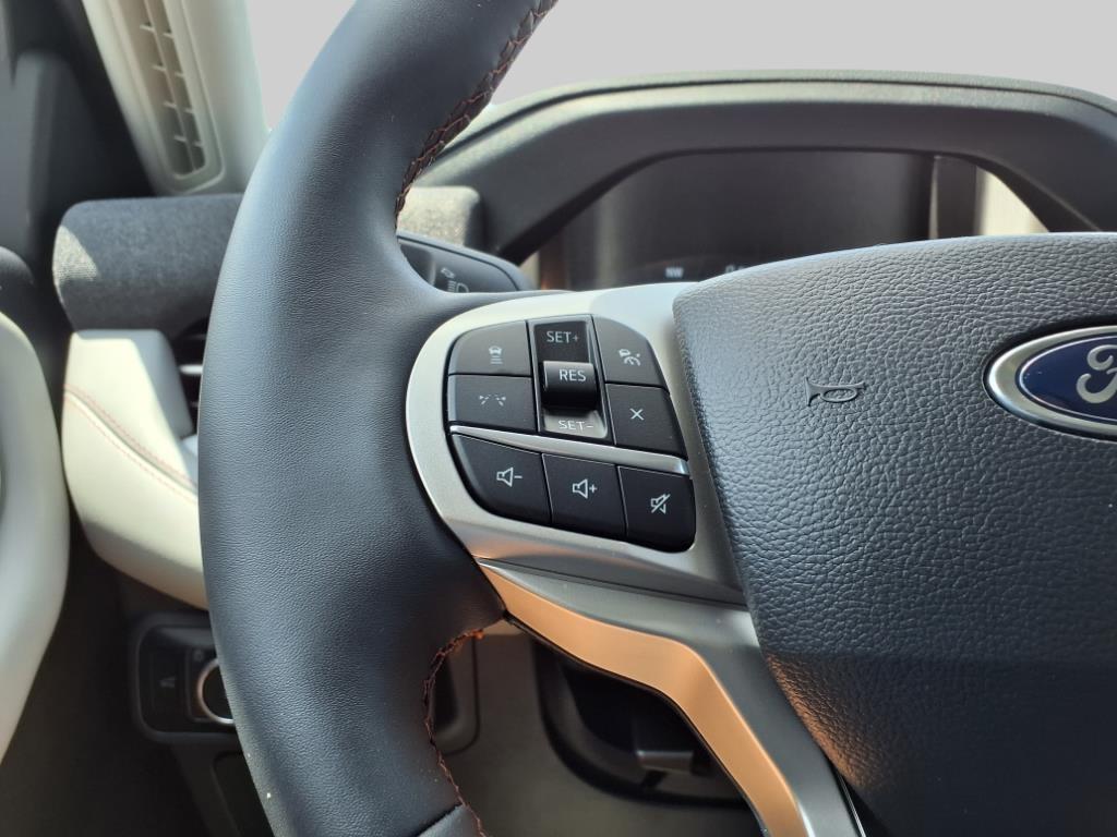 2025 – Ford – Explorer