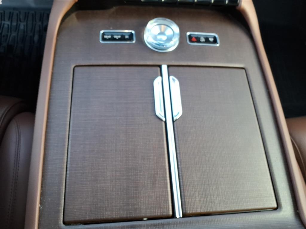 2025 – Lincoln – Navigator L