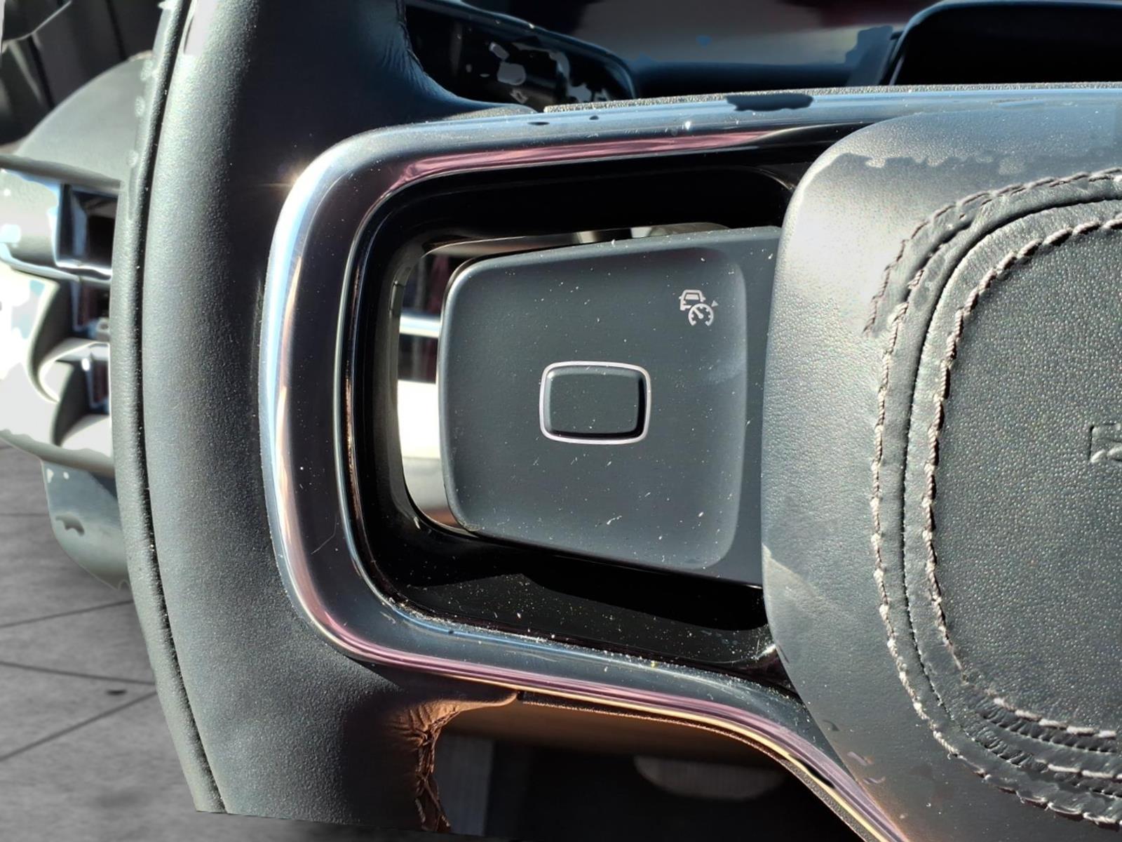 2025 – Lincoln – Navigator