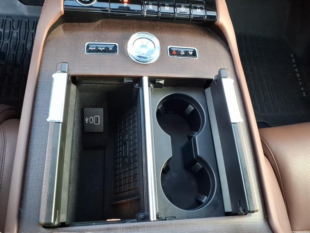 2025 – Lincoln – Navigator L