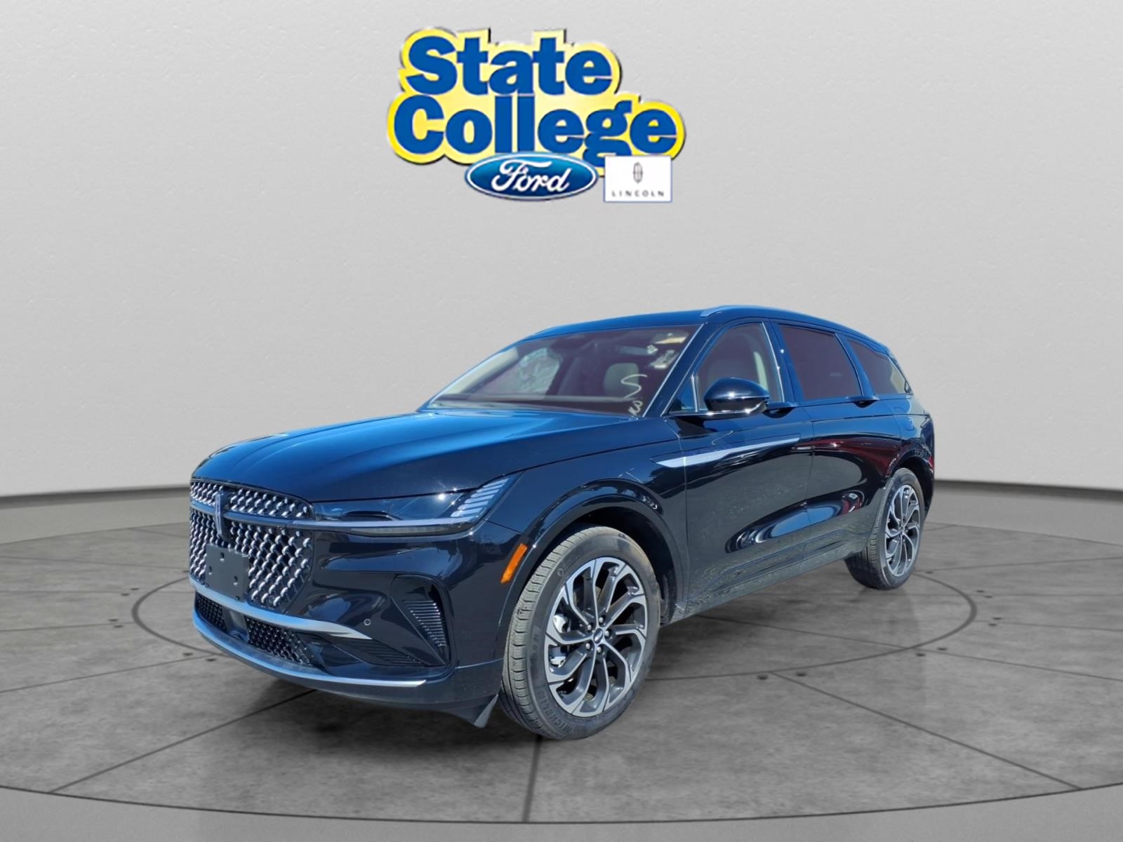 2025 – Lincoln – Nautilus Hybrid