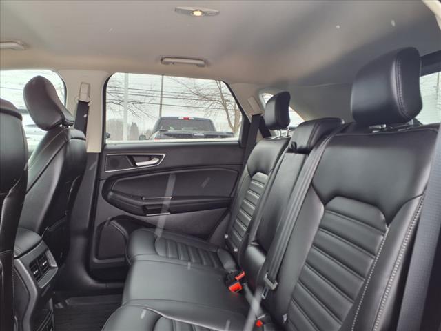 2020 – Ford – Edge