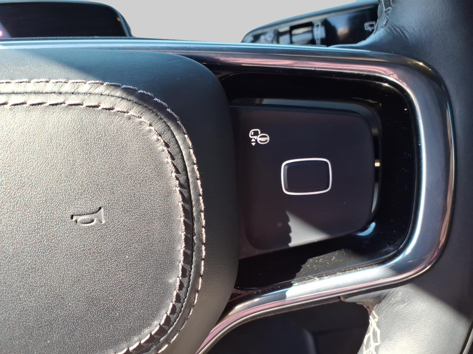 2025 – Lincoln – Navigator