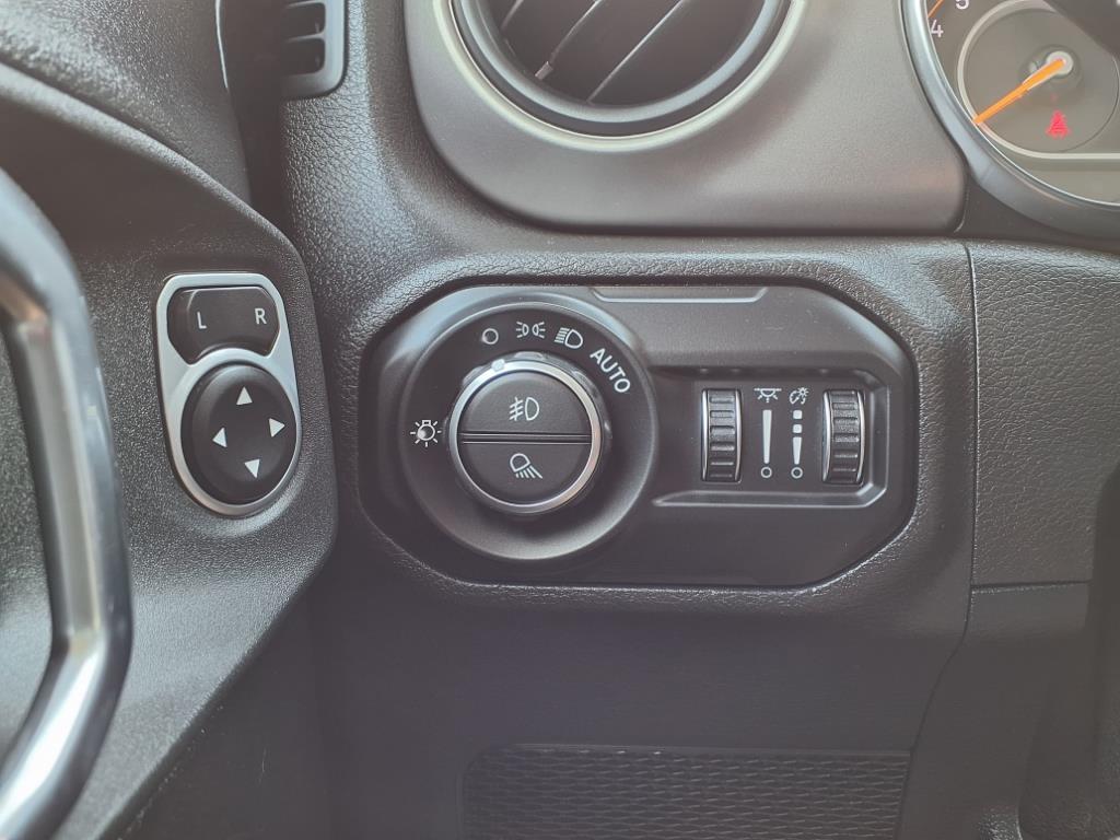 2020 – Jeep – Gladiator