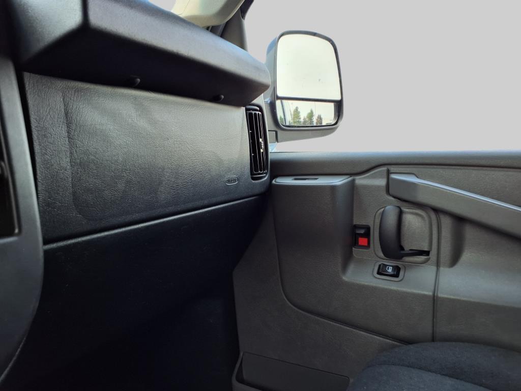 2019 – GMC – Savana