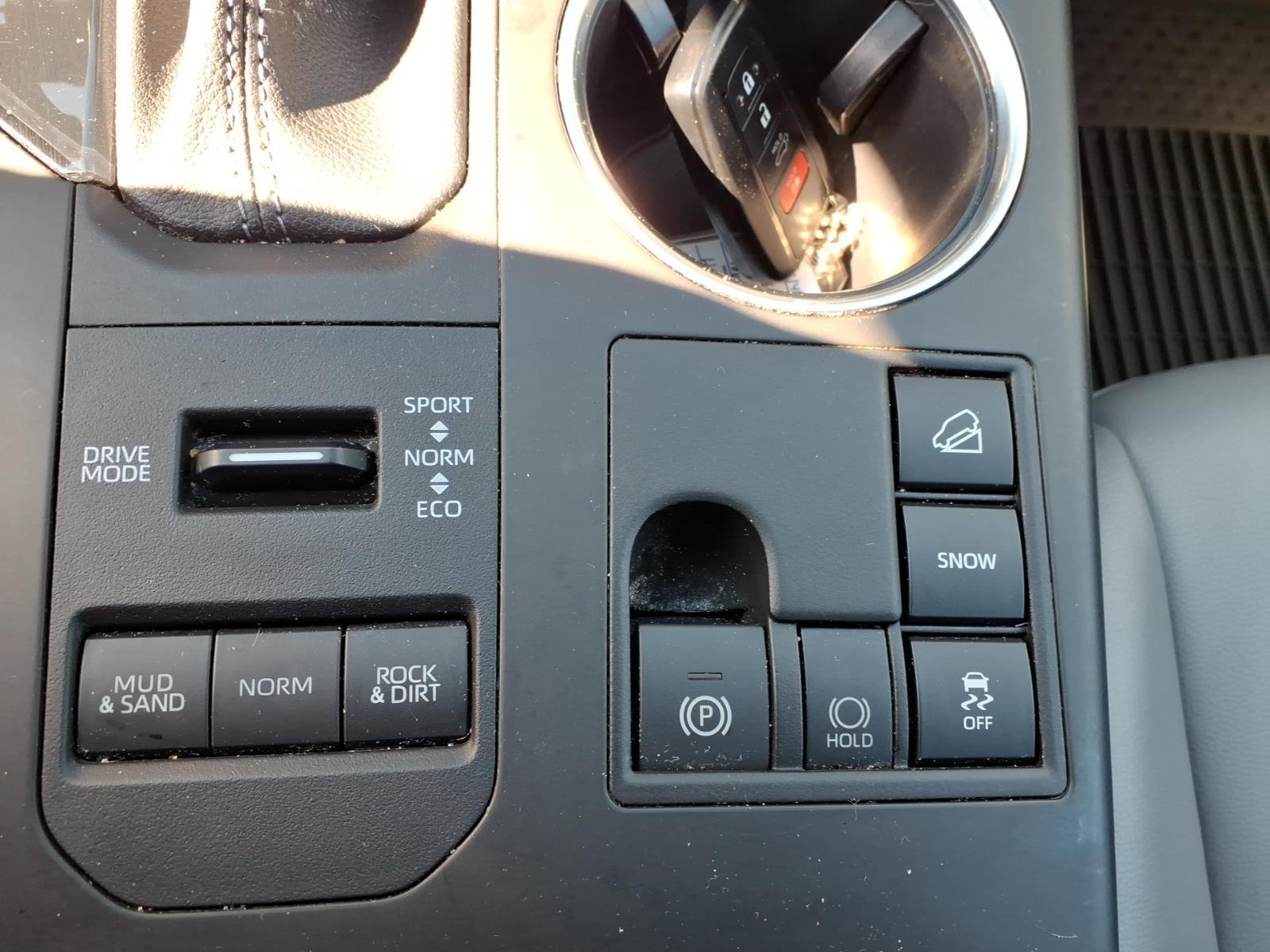 2023 – Toyota – Highlander