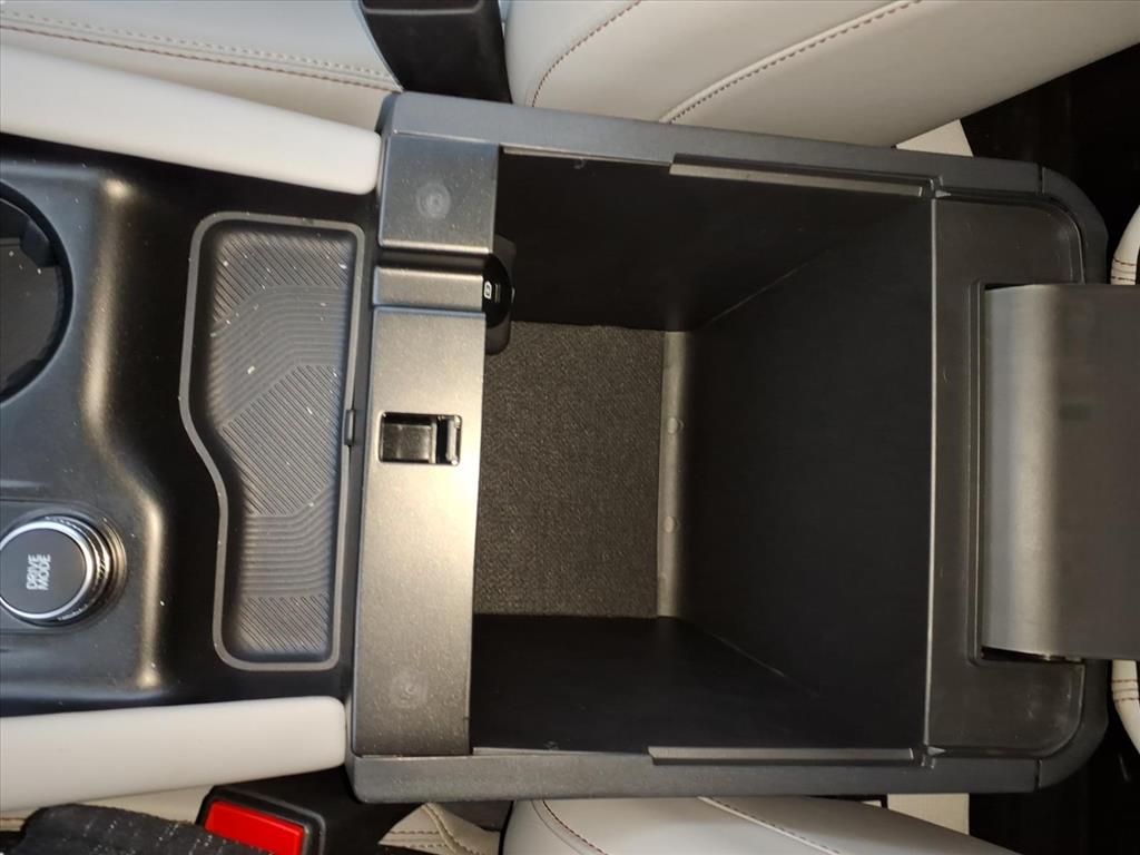 2025 – Ford – Explorer