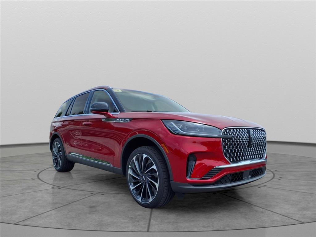 2025 – Lincoln – Aviator