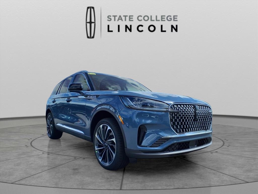 2025 – Lincoln – Aviator